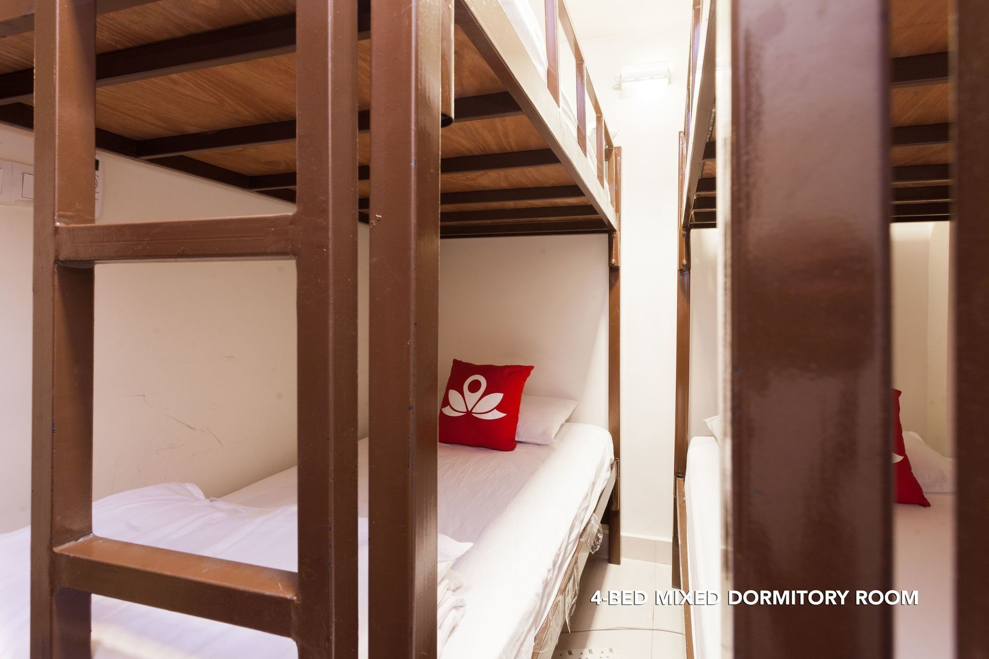 Zen Rooms Basic Bukit Bintang Kuala Lumpur Bagian luar foto